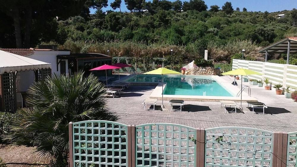 Hotel Parco Carabella 3*